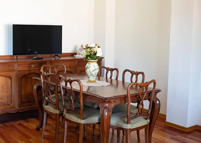 Serene Garden Getaway * Cadenabbia