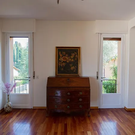 Serene Garden Getaway Apartman Cadenabbia