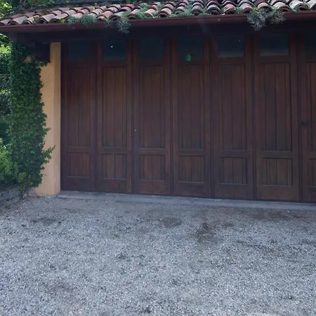 Serene Garden Getaway Cadenabbia