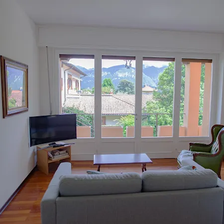 Apartman Serene Garden Getaway *